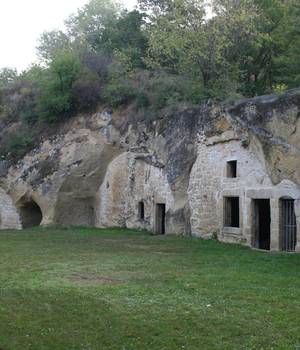maisons_troglodytes_pascalbos.JPG