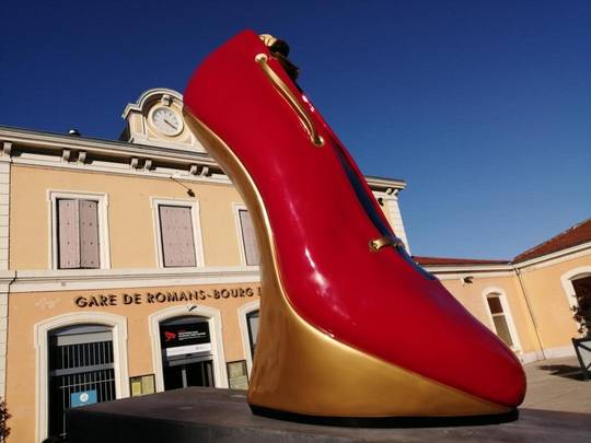 Chaussures roman 2025