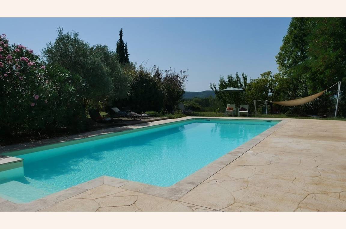 Piscine partagée
