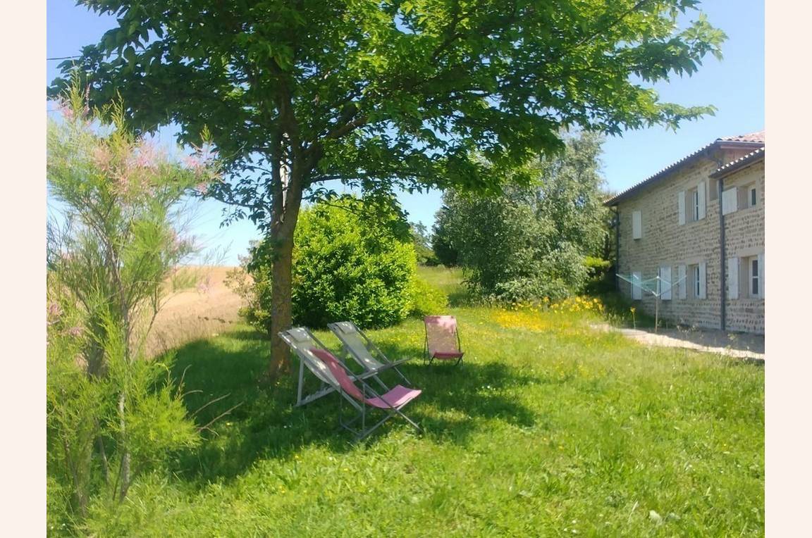 Le jardin privatif au gîte. 
