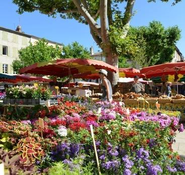 Saturday market - Place des Clercs