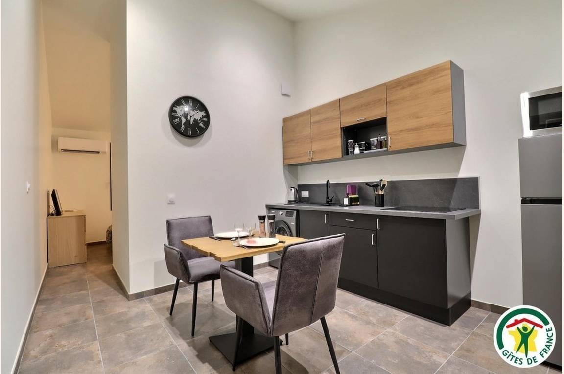 Espace repas et cuisine