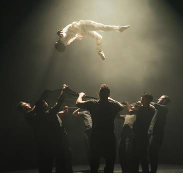 Ballet acrobatique : Ka-In