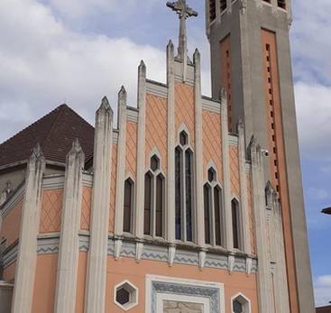 Art et Artistes: Notre-Dame de Lourdes : Architecture et sculptures