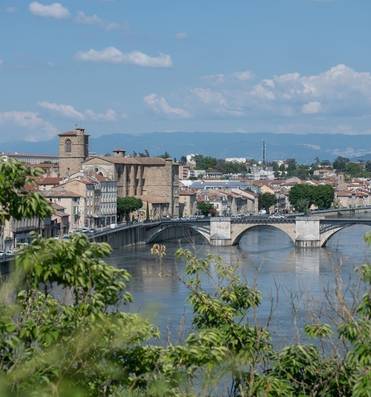 Romans-sur-Isère, la capitale de la chaussure - En France Aussi